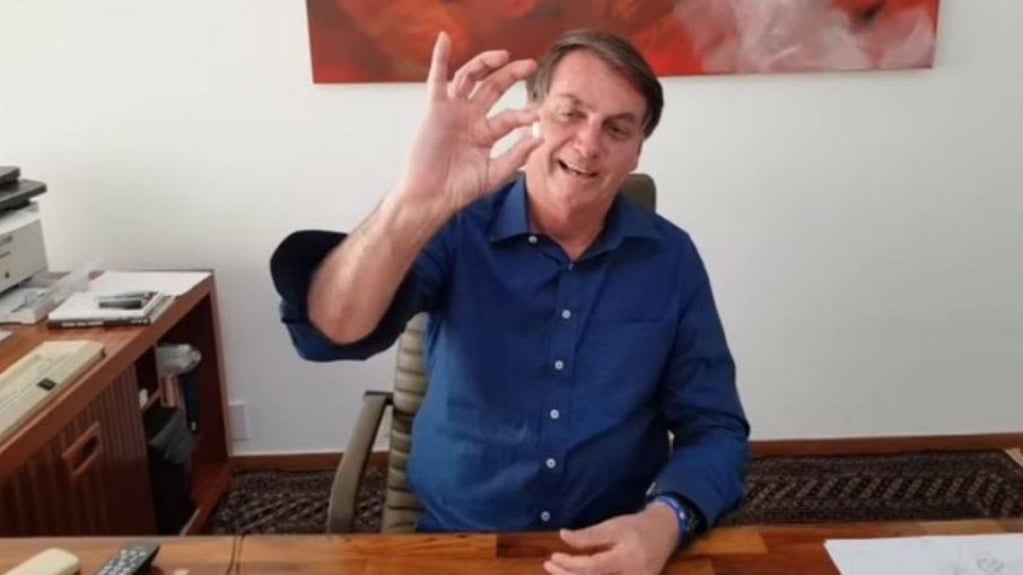 Bolsonaro envia dinheiro para ONGs de fachada; uma delas ligada a maconha