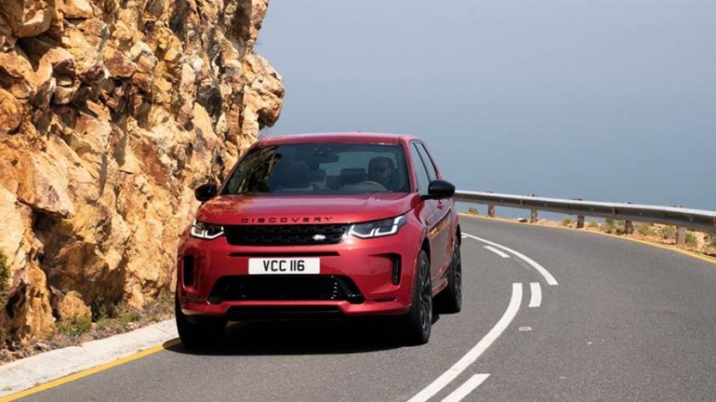 Land Rover lança Discovery Sport a diesel híbrido leve