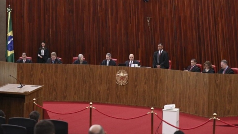 ESTADÃO CONTEÚDO Veja como votaram os ministros do TSE que livraram Sérgio Moro da cassação