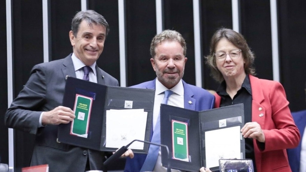 Redação GPS Sessão no Congresso Nacional celebra os 150 anos da imigração italiana para o Brasil Redação GPS Sessão no Congresso Nacional celebra os 150 anos da imigração italiana para o Brasil