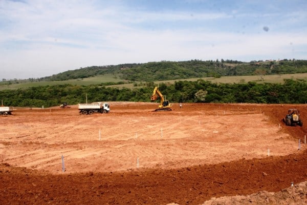 Obra do esgoto está parada, mas a cidade ganha prazo – Divulgação