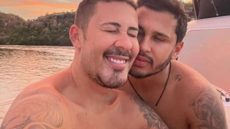 "Preferiam um filho no caixão do que gay", diz Lucas Guimarães