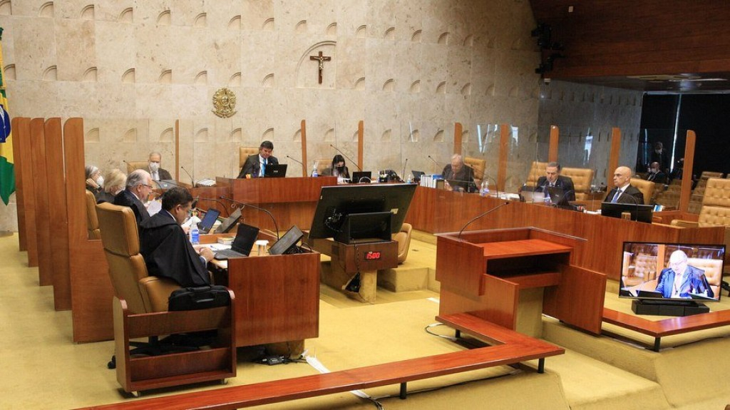 STF vota nesta quarta reajuste de 18% nos salários do Judiciário STF vota nesta quarta reajuste de 18% nos salários do Judiciário