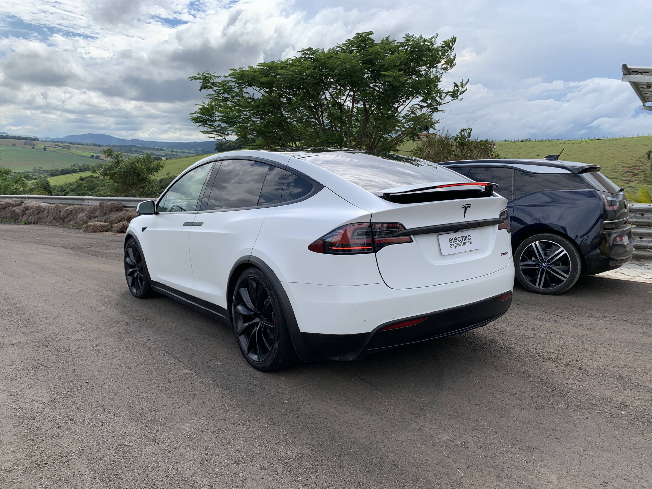 Tesla Model X P100D. Foto: Divulgação