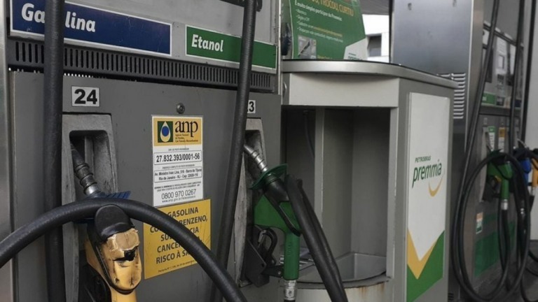 Reajuste da gasolina pode fazer inflação superar 7% em 2022; entenda