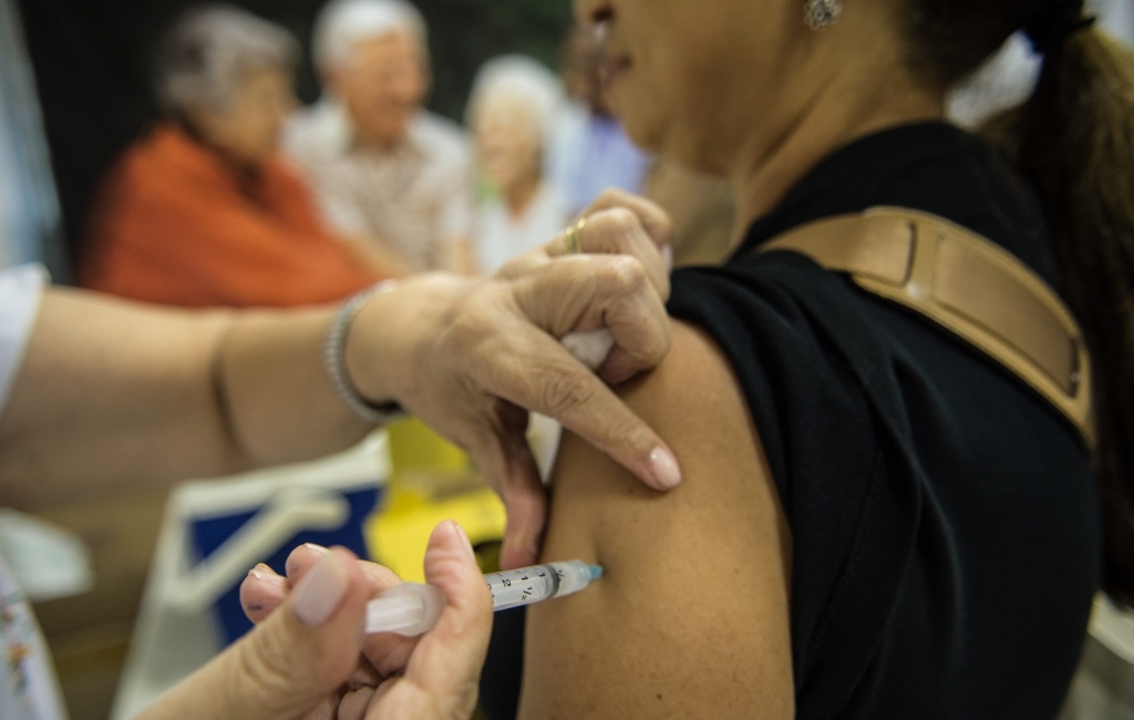 Marília tem morte de paciente com gripe H1N1; vacinação continua