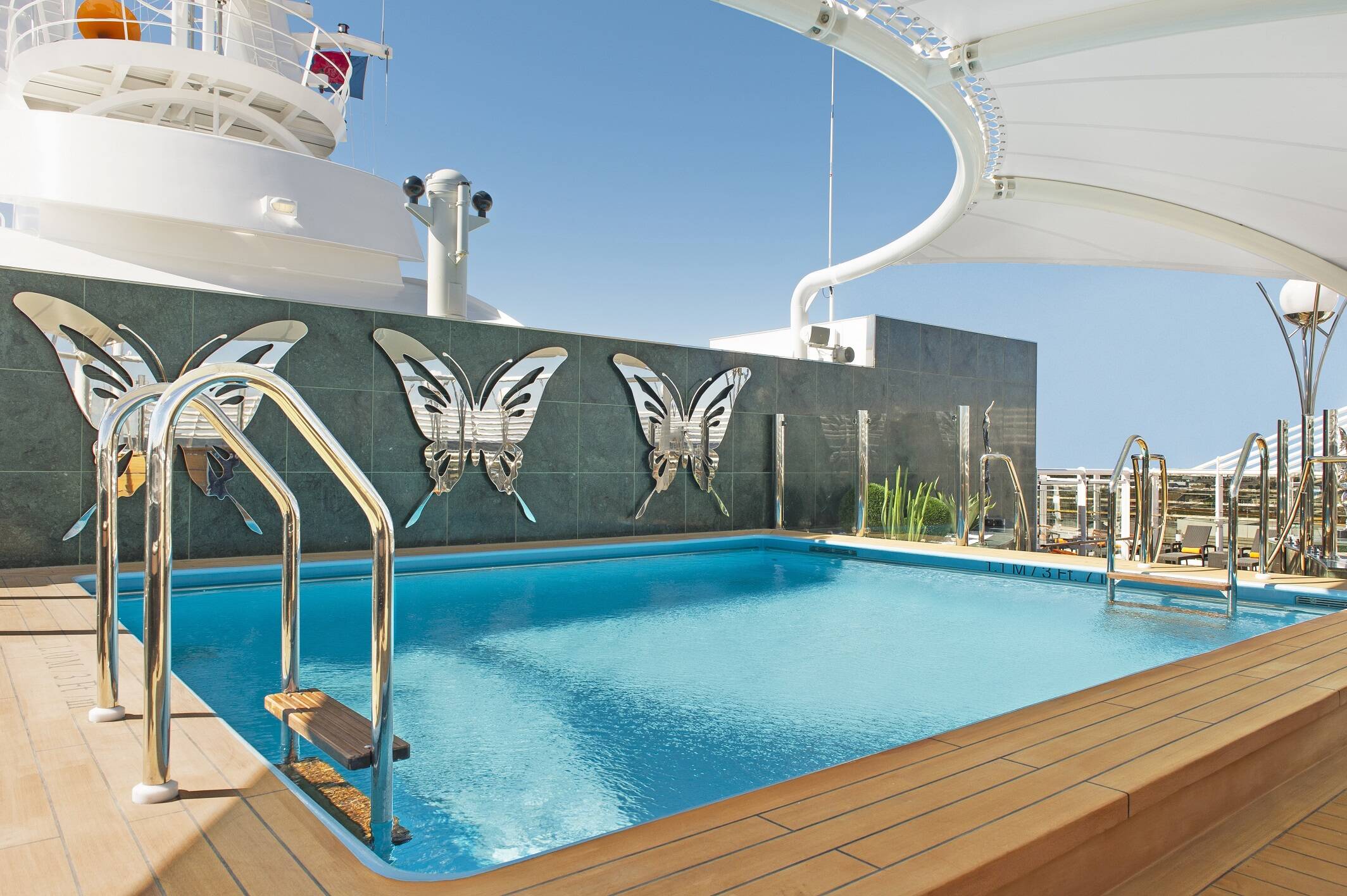 MSC Preziosa - Yacht Club - Piscina. Foto: MSC/Divulgação