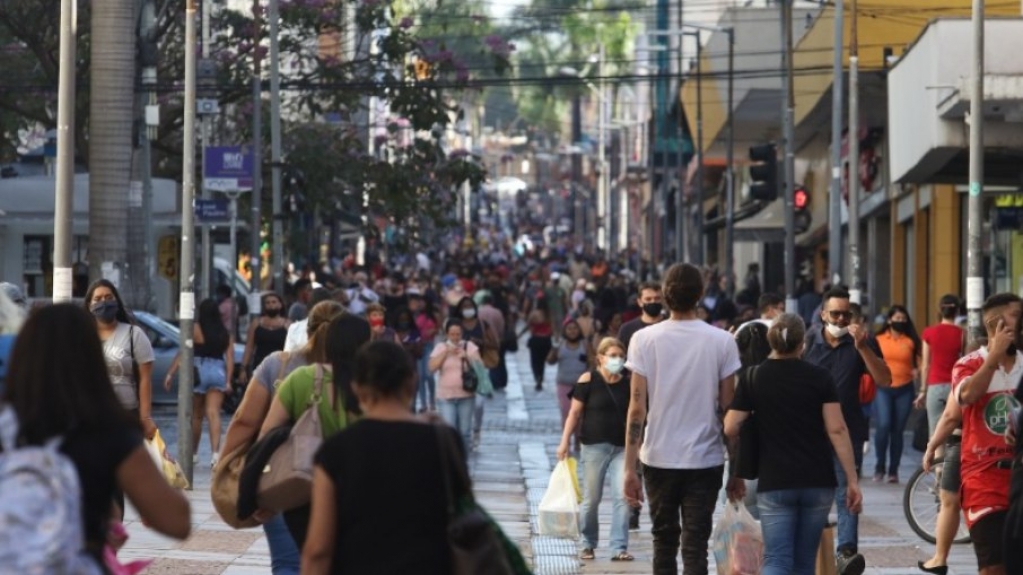 Covid-19: São Paulo tem 346 cidades sem óbitos na última semana