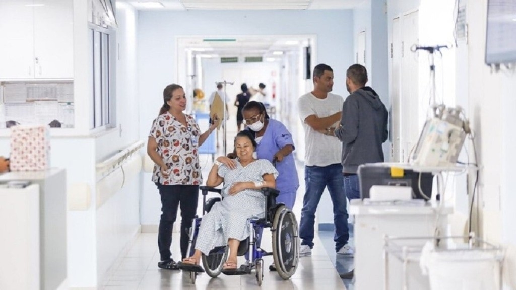Agência Brasília GDF vai nomear mais 100 enfermeiros e 200 técnicos de enfermagem Agência Brasília GDF vai nomear mais 100 enfermeiros e 200 técnicos de enfermagem