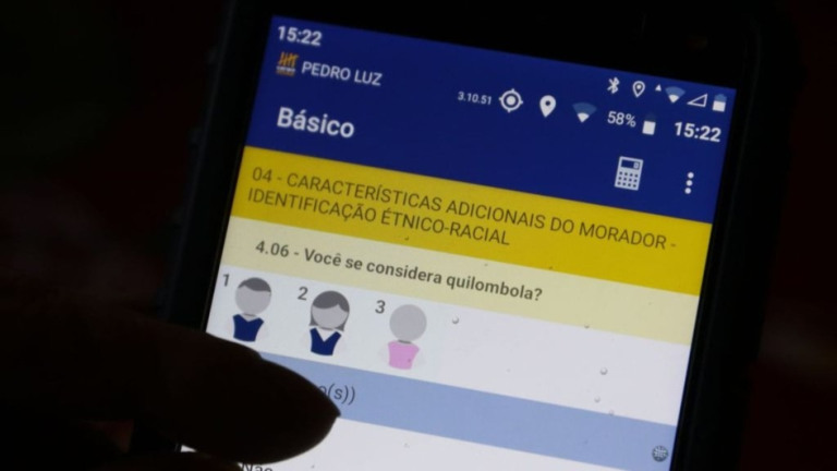 Tânia Rêgo/Agência Brasil – 06/10/2022 Questionário básico de recenseamento do IBGE com a pergunta específica para localidades quilombolas