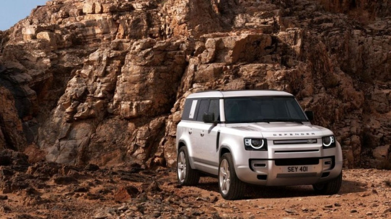 Land Rover Defender 130 é o SUV que cobra R$ 112 mil por ocupante