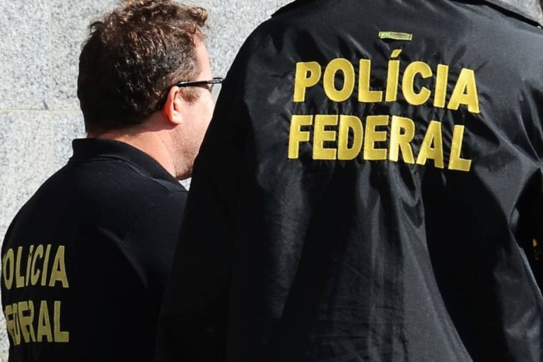 Operação da PF investiga Aécio e Paulinho da Força