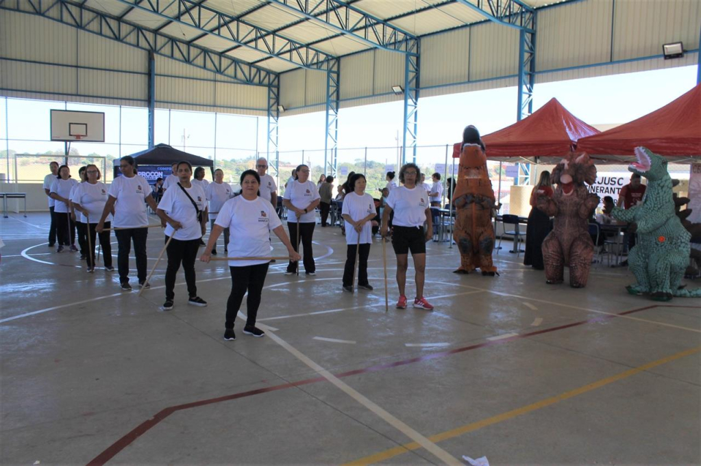 Mutirão de assistência atende 650, inclui Cejusc e tem elogios de juiz em Marília