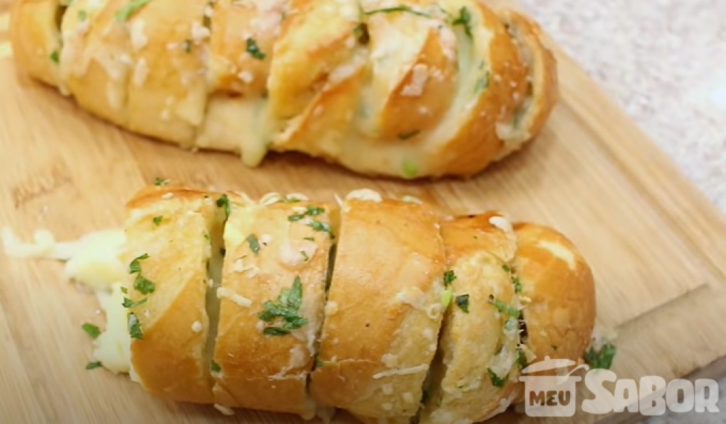 Receita de creme para fazer um perfeito pão de alho para churrasco!