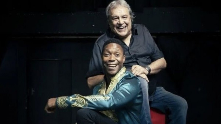 Tiago Barbosa celebra oportunidade de viver Milton Nascimento no palco