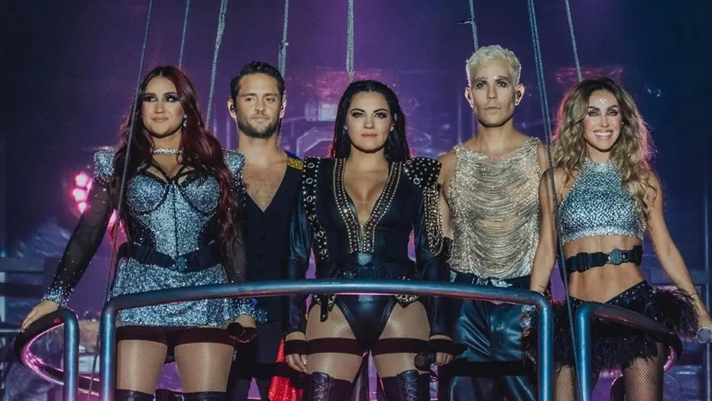 Banda RBD retorna ao Brasil realizando show repleto de nostalgia: ‘Mais 7 shows’