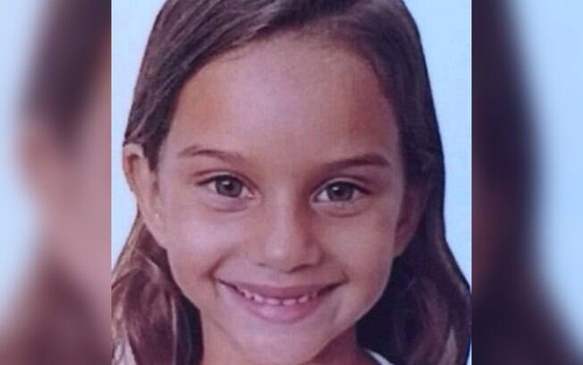 menina sorrindo