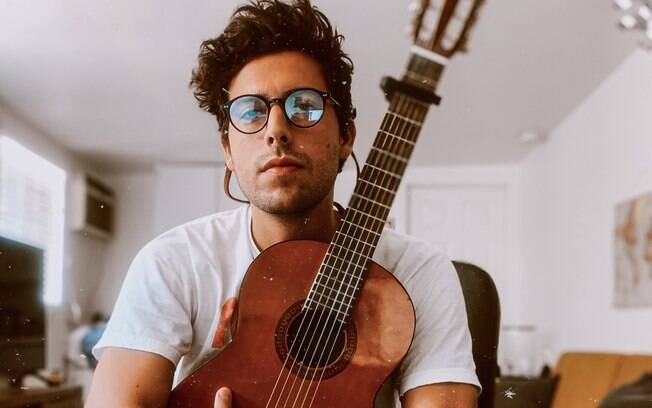 Filho de Marcella Muniz e Anderson Muller%2C Thiago Muller investe na música