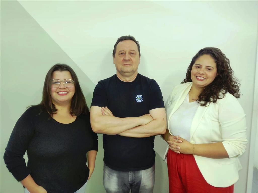 Coordenadores dos cursos de graduação da Unimar EAD. Ana Paula Ducatti, Henrique Nieddermeyer e Ana Lívia Cazane. (da esquerda para direita)