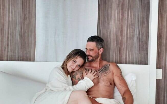 Mari Berbencarsi e Daniel Fontes