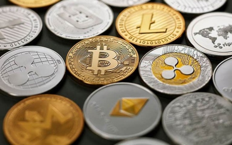 União Europeia confirma bloqueio de criptomoedas por guerra na Rússia
