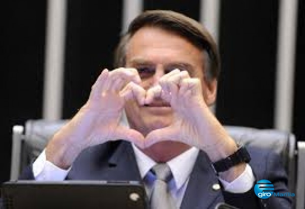 Com 18 mil queixas, Procuradoria investiga conduta de Bolsonaro