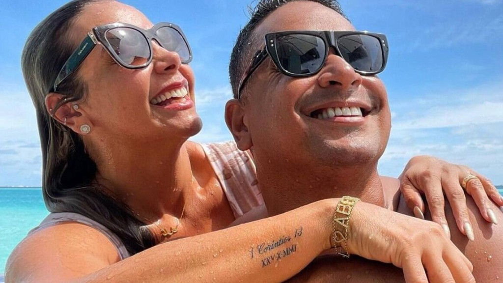 Carla Perez e Xanddy celebram 22 anos de união, durante viagem: ‘Viva o nosso amor’