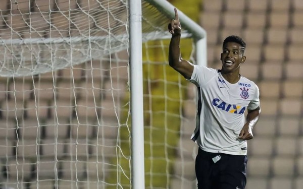 Corinthians tem jogo duro mas é campeão da Copa SP