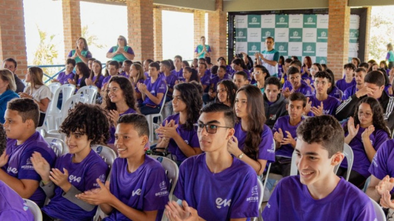 Instituto Êxito faz aula show sobre empreendedorismo em Bezerros (PE)