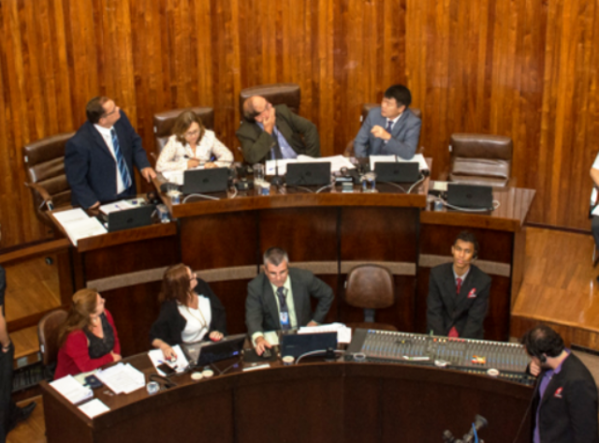 Câmara de Marília marca sessão para votar parcelamentos de dívidas