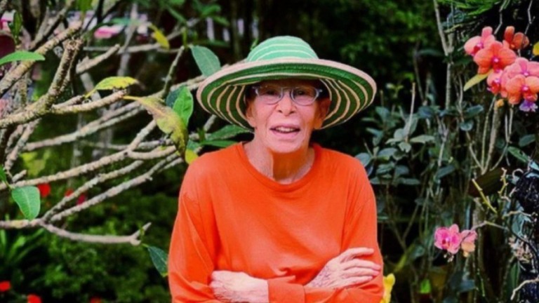 Em tratamento contra câncer, Rita Lee posta foto feita pelo marido