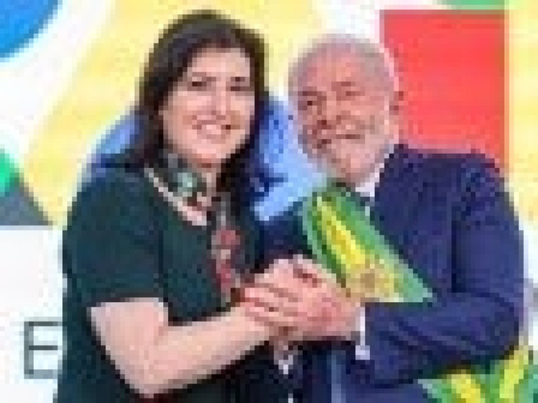Ricardo Stuckert/PR – 01/01/23 A ministra Simone Tebet tem ganhado elogios de Lula