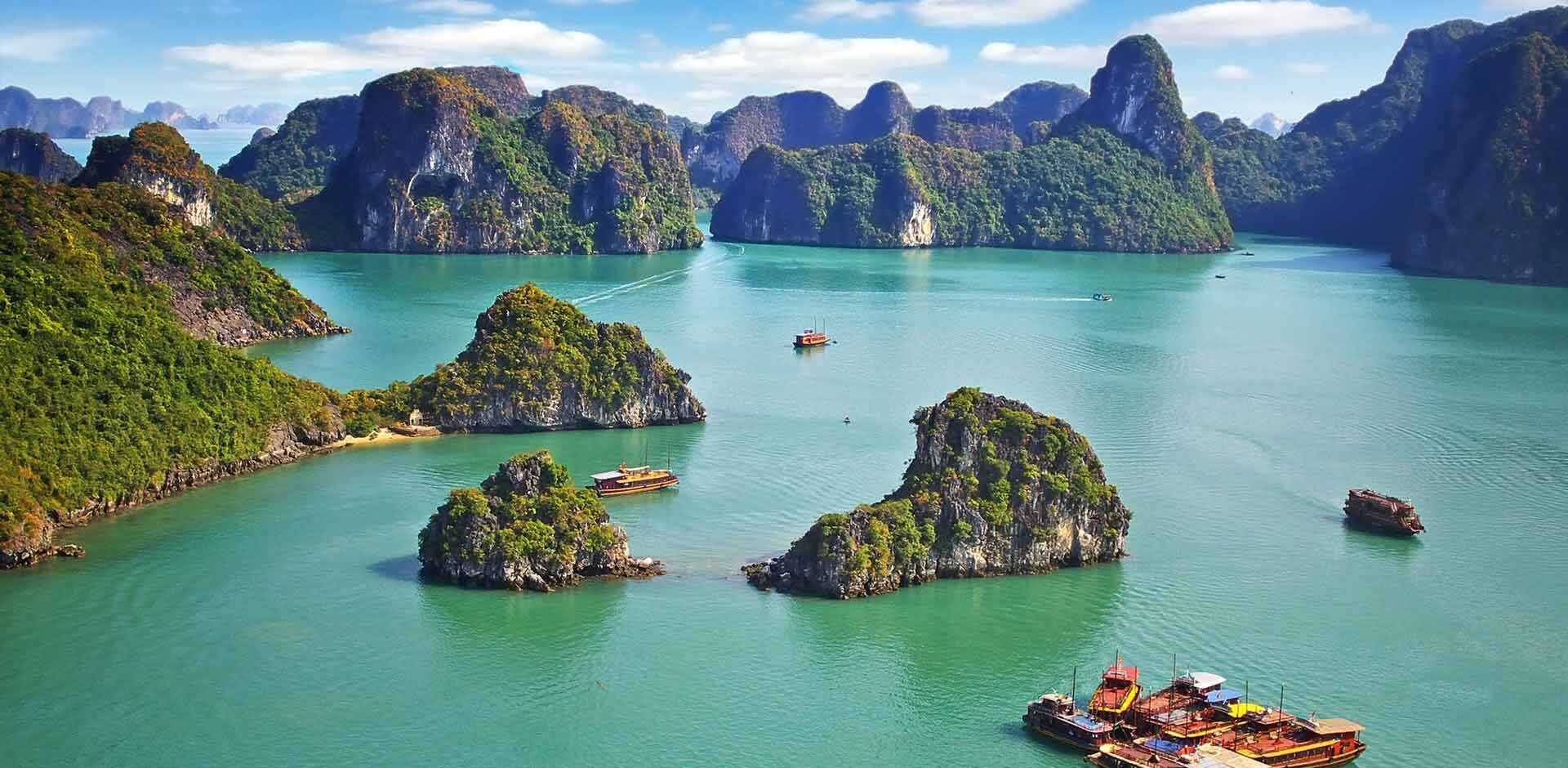 Ha Long Bay concentra montanhas e é buscada para turismo de aventura. Foto: Remote Lands/Reprodução