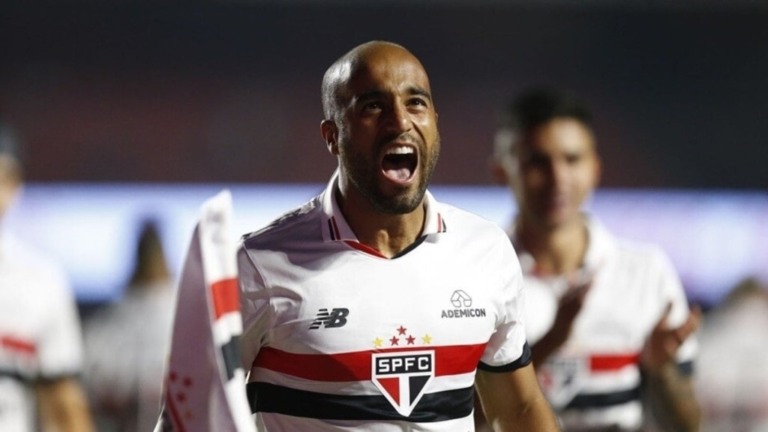 ESTADÃO CONTEÚDO São Paulo derrota o Cruzeiro e entra no G4 do Brasileirão