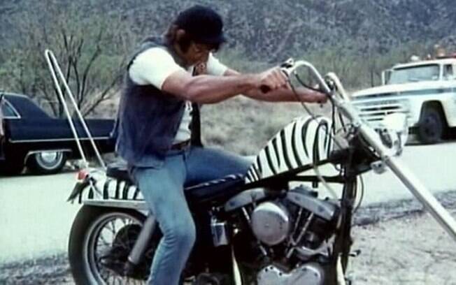 Joe Namath e sua Harley-Davidson em 