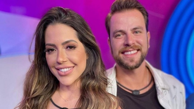 Ex-BBB Gustavo Marsengo dá fora em fã: "Estou comprometido"