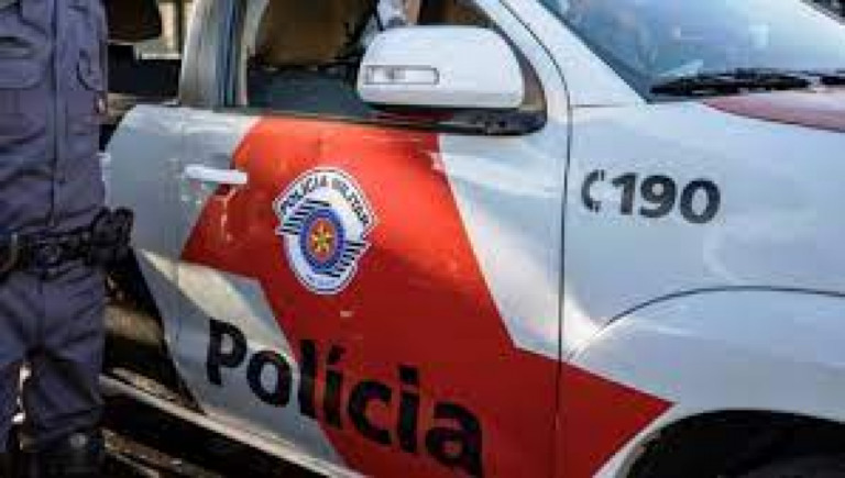 Desempregado de 22 anos é preso com maconha e R$  6,9 mil na zona norte