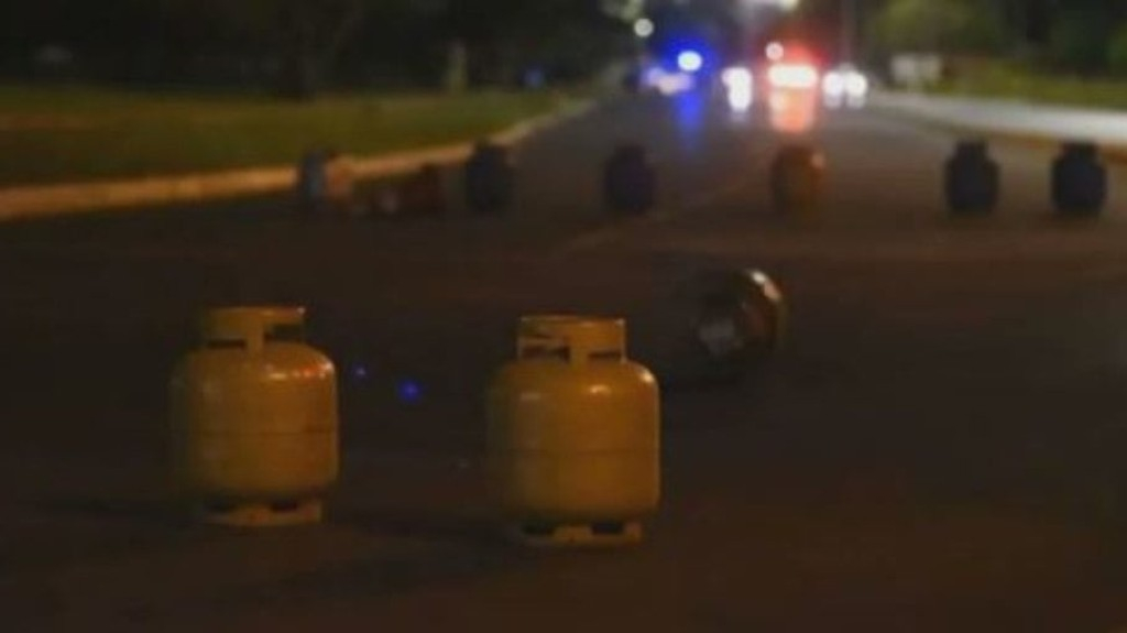 MPDF pede esclarecimentos a PM sobre operação contra o vandalismo MPDF pede esclarecimentos a PM sobre operação contra o vandalismo