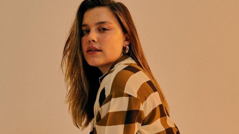 Alice Wegmann deixa a Globo após 11 anos: "Feliz demais com a mudança"