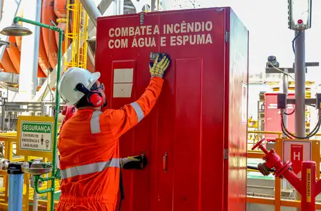 Rio de Janeiro (RJ), 28/09/2023 - Navio-plataforma P-71, instalado no campo de Itapu, no pré-sal da Bacia de Santos, a 200 km da costa do Rio de Janeiro. Foto:Tânia Rêgo/Agência Brasil