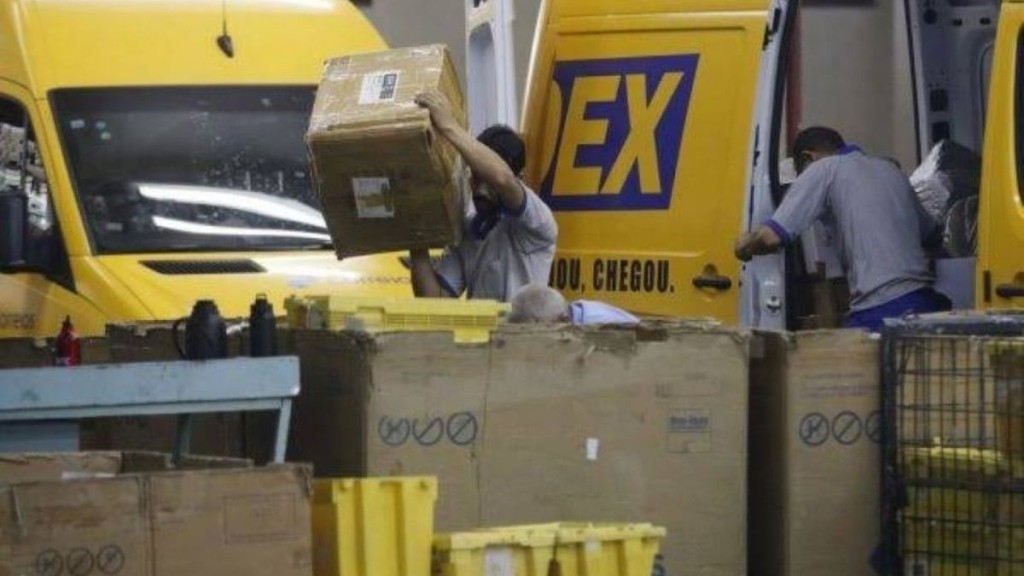 Agência Brasil Relator exclui a taxação de compras internacionais de até US$ 50