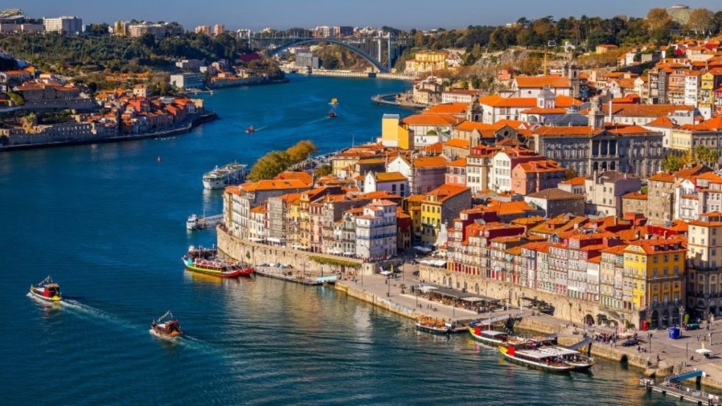 Redação GPS Portugal tem oportunidades para os brasileiros. Vem saber Redação GPS Portugal tem oportunidades para os brasileiros. Vem saber