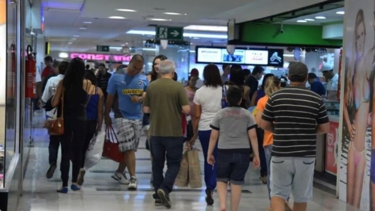 Redação GPS Vendas para o Dia dos Namorados devem crescer em 16,7%, diz Fecomércio