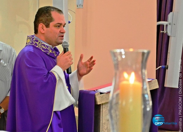 Padre celebra Missa de São José e se despede de Marilia