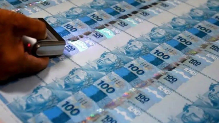 Agência Brasil Teto de juros do consignado do INSS cairá para 1,66% ao mês