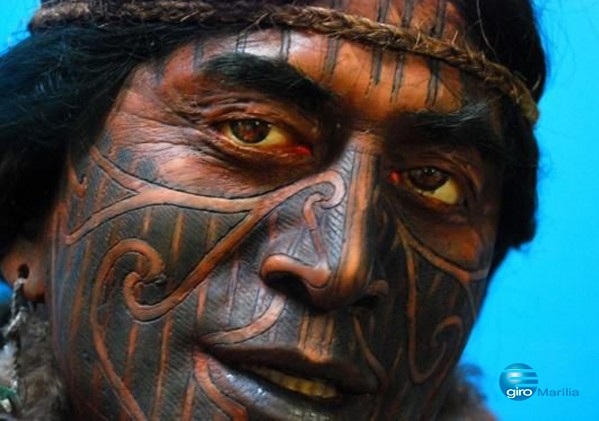 Tā moko, a arte da tatuagem māori