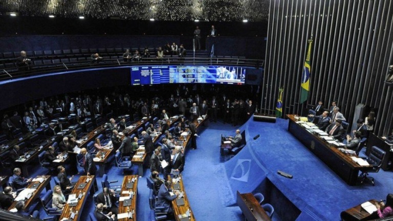 Senadores barram votação e reforma tributária não avança em 2022