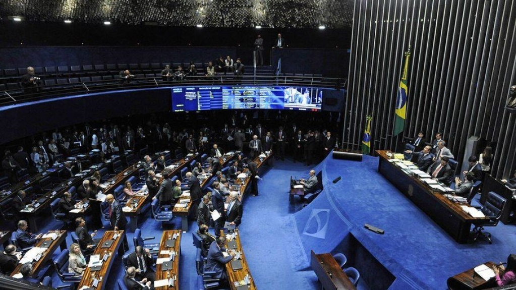 Senadores barram votação e reforma tributária não avança em 2022 Senadores barram votação e reforma tributária não avança em 2022