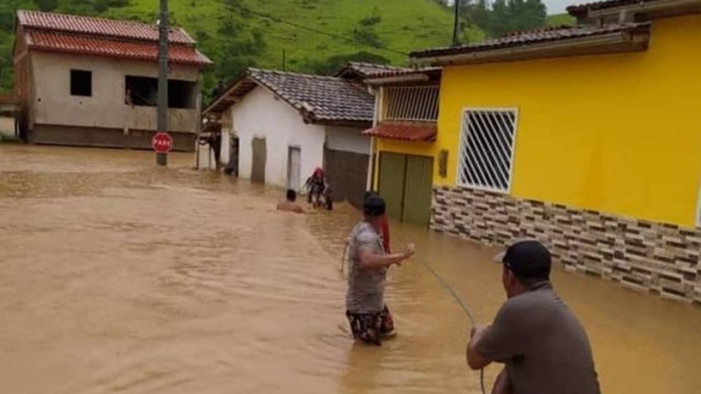 Bahia: 3.774 pessoas estão desabrigadas após chuvas intensas no estado