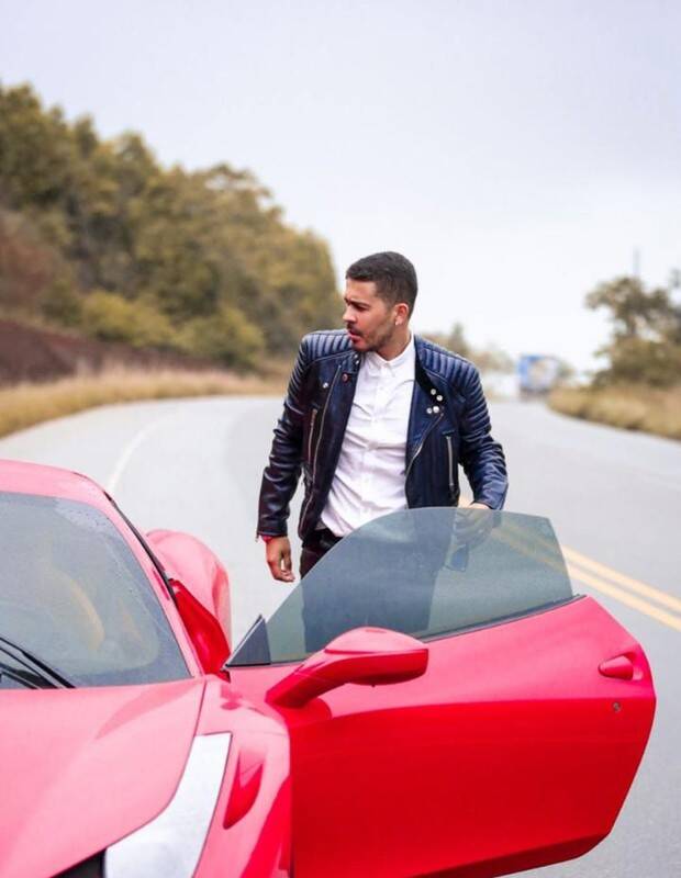 Carlinhos Maia: Ferrari 458 – R$ 23 mil. Foto: Reprodução/Instagram